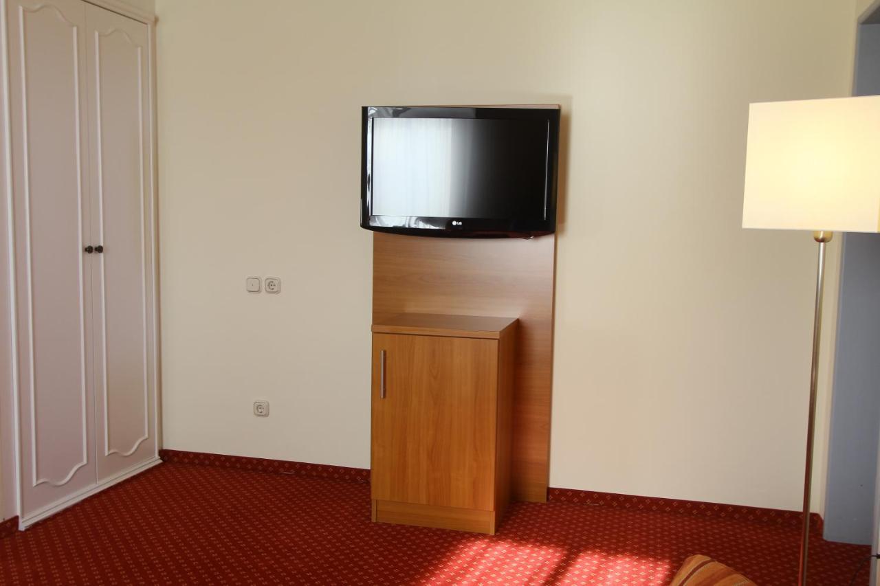 Abasto Hotel Eichenau 外观 照片