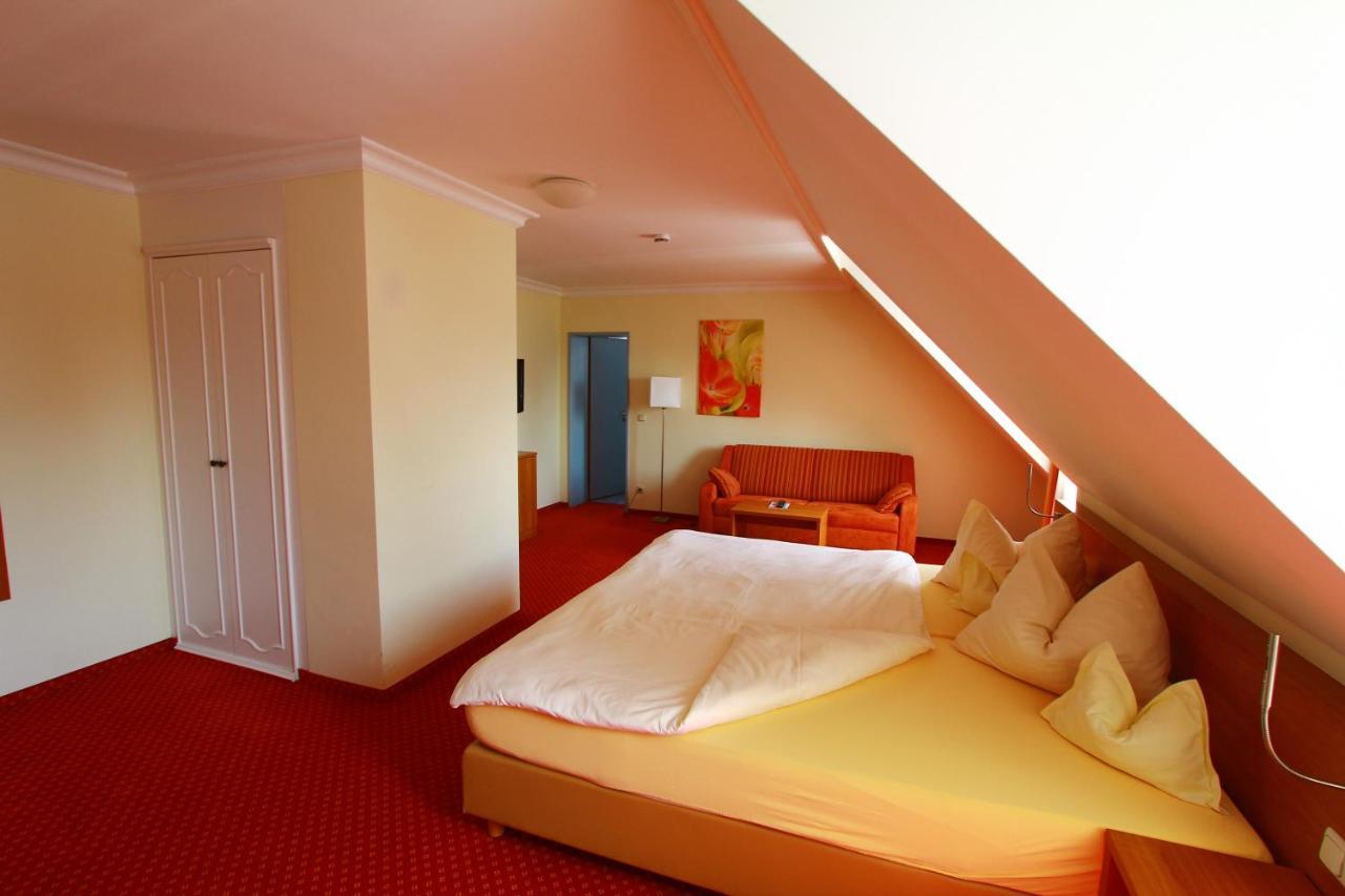 Abasto Hotel Eichenau 外观 照片